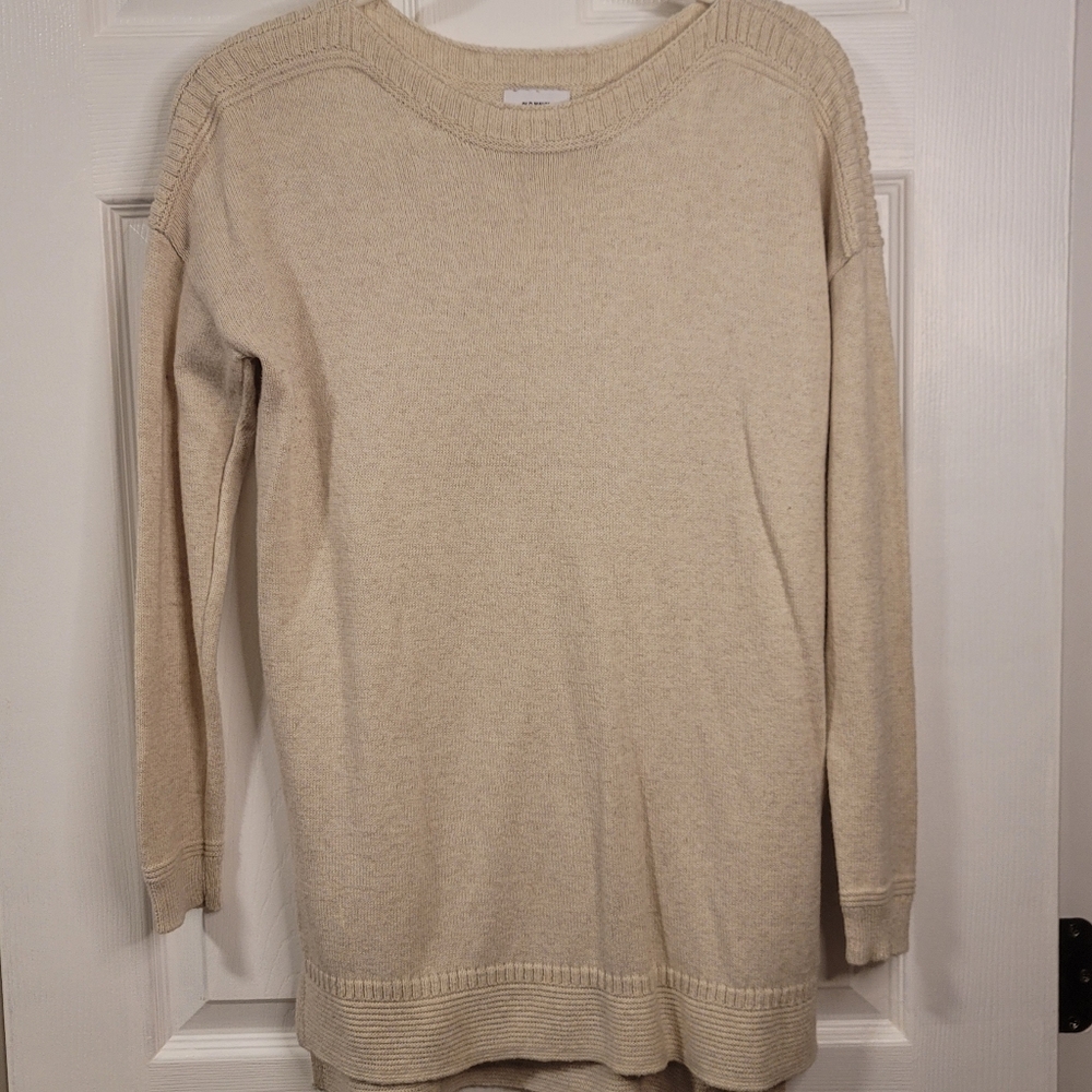 Old Navy sweater